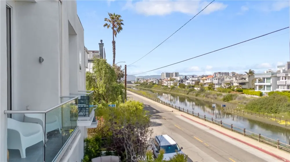 30 Reef #3 Marina del Rey, CA 90292