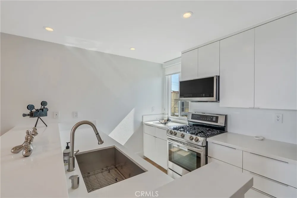 30 Reef #3 Marina del Rey, CA 90292