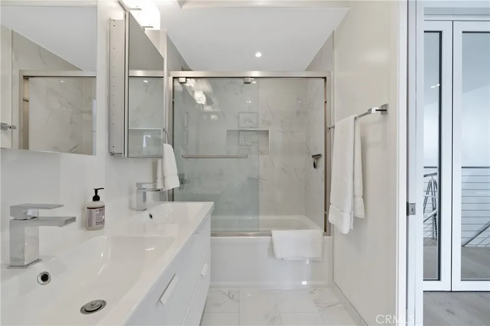30 Reef #3 Marina del Rey, CA 90292