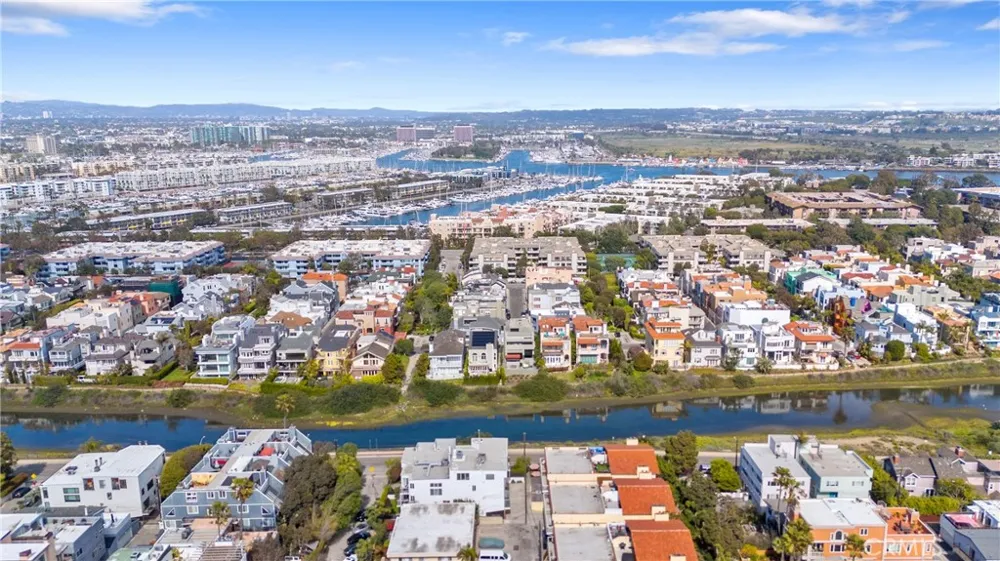 30 Reef #3 Marina del Rey, CA 90292