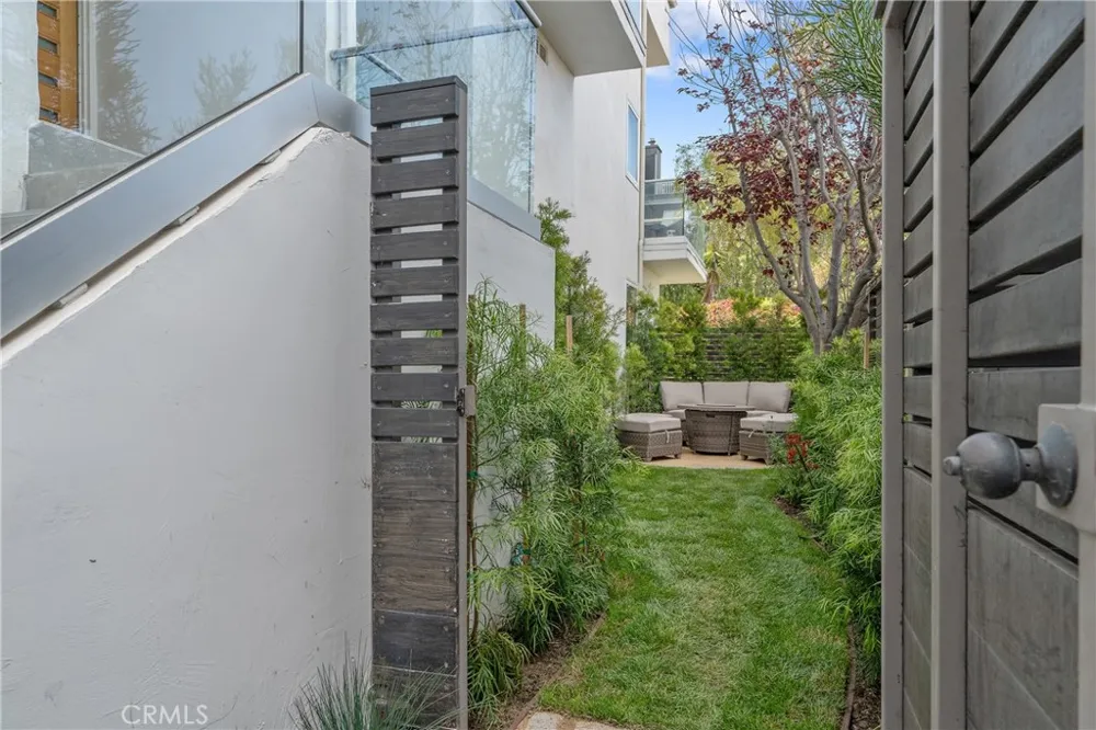 30 Reef #3 Marina del Rey, CA 90292