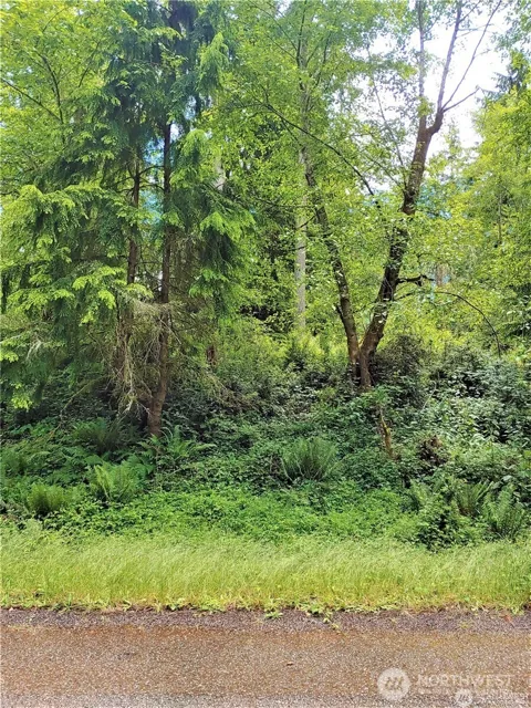 11909 11911 Country Club Drive
