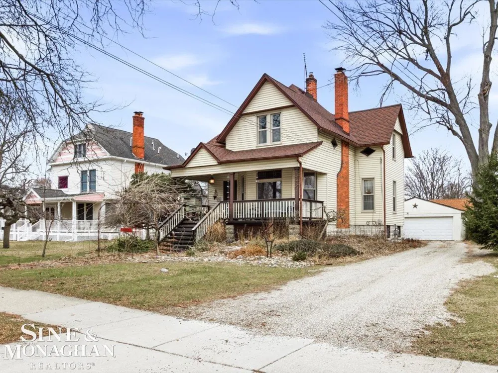 1713 St Clair River Drive Algonac City, MI 48001