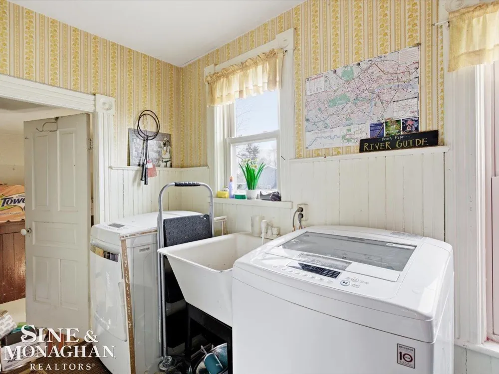 1713 St Clair River Drive Algonac City, MI 48001