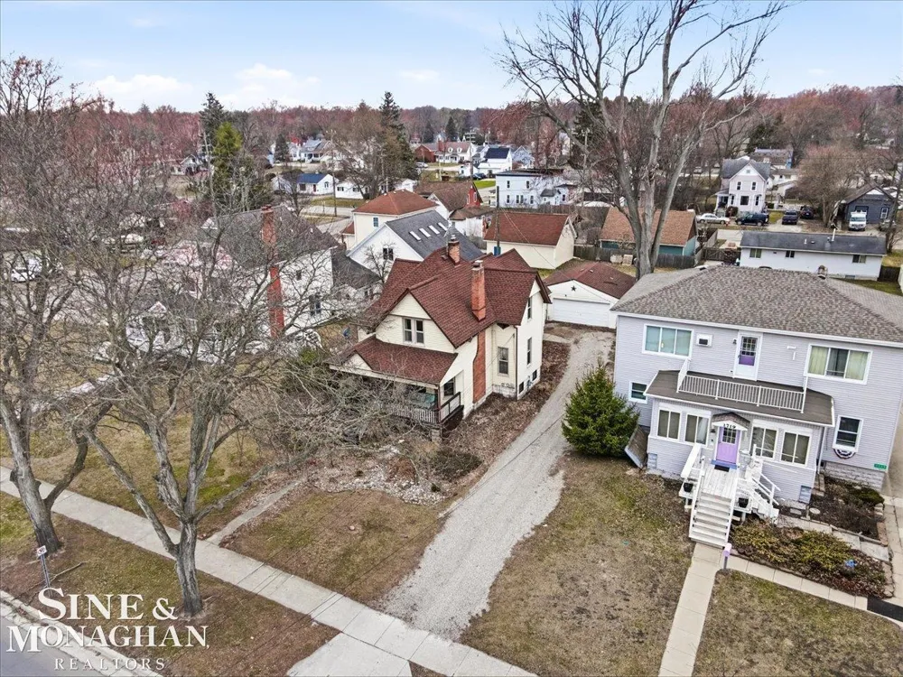 1713 St Clair River Drive Algonac City, MI 48001