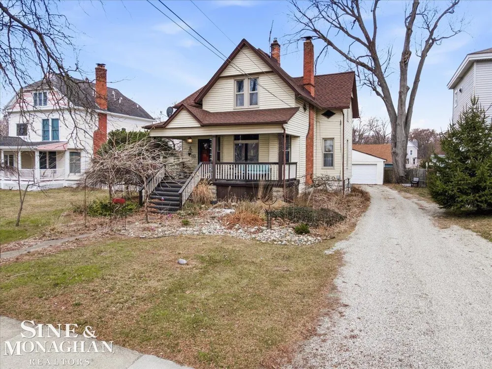1713 St Clair River Drive Algonac City, MI 48001