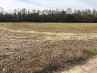 4700i Nc Hwy 242 S Dunn, NC 28334