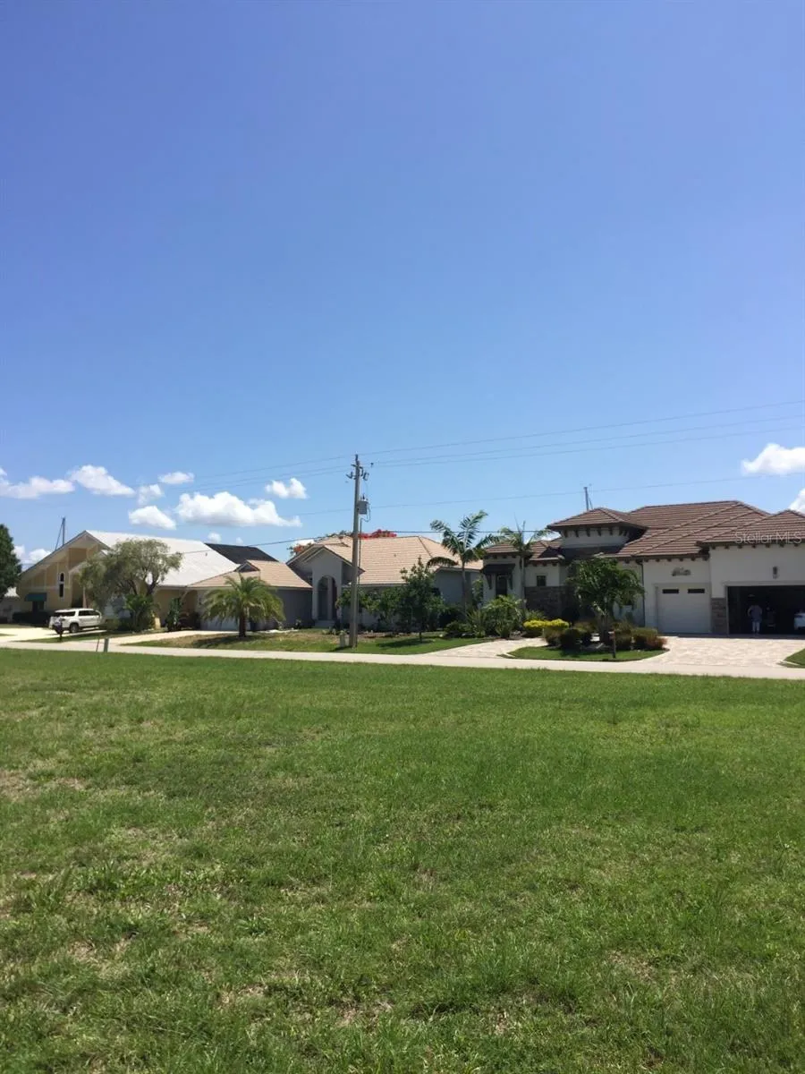 85 COLONY POINT DRIVE Punta Gorda, FL 33950