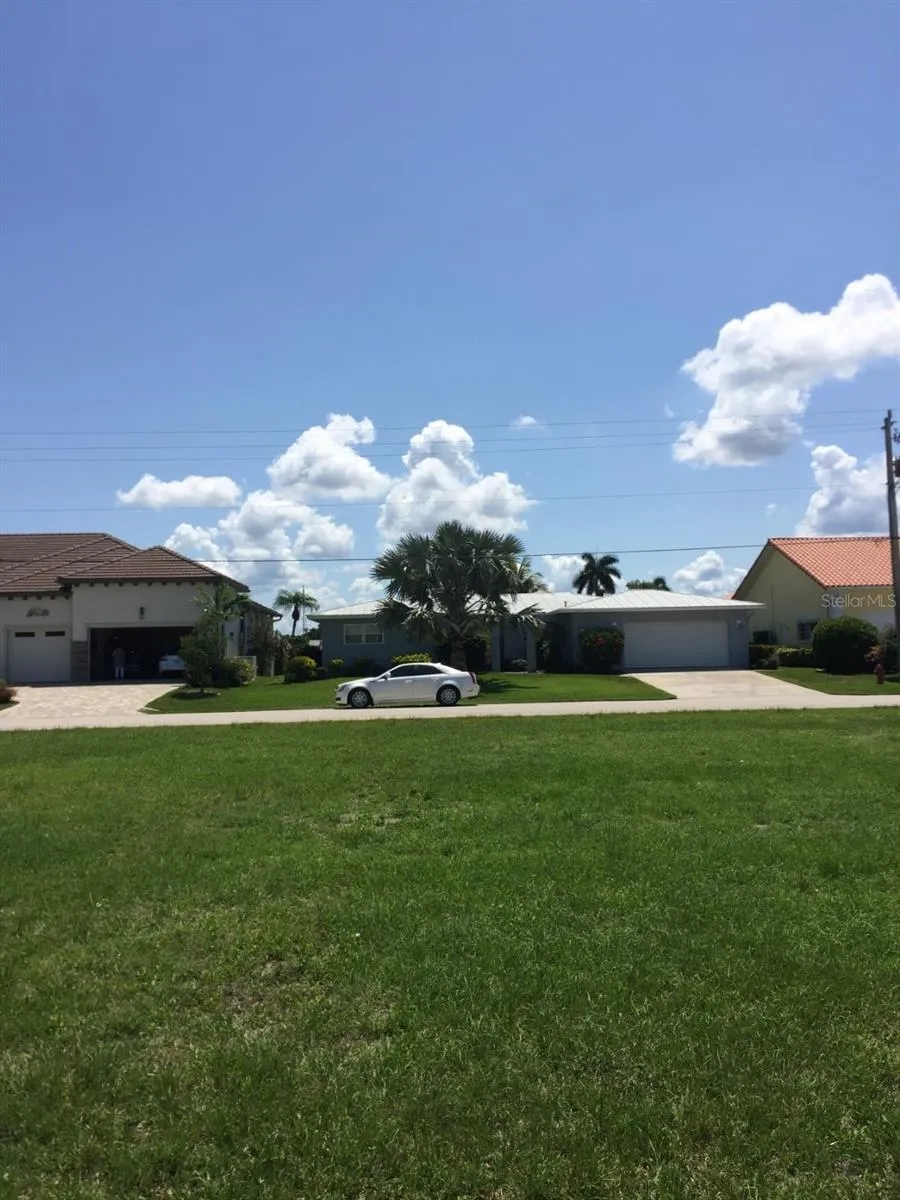 85 COLONY POINT DRIVE Punta Gorda, FL 33950