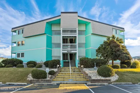 301 E Commerce Way Road #357