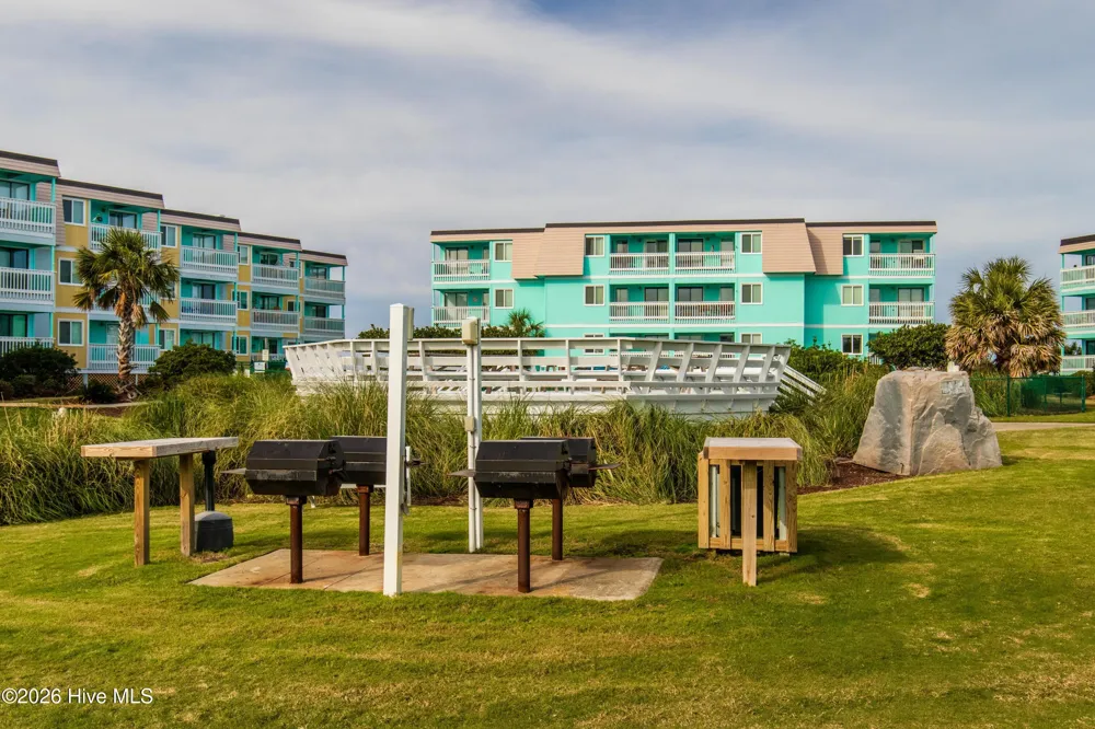 301 E Commerce Way Road #357 Atlantic Beach, NC 28512