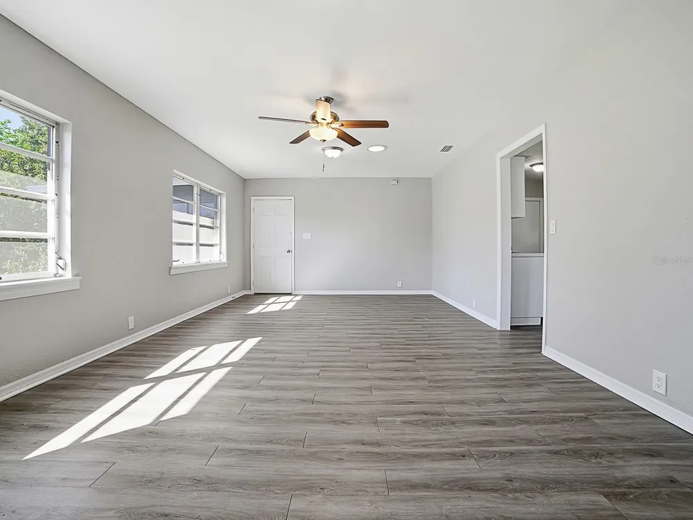 5 OAK STREET Yalaha, FL 34797