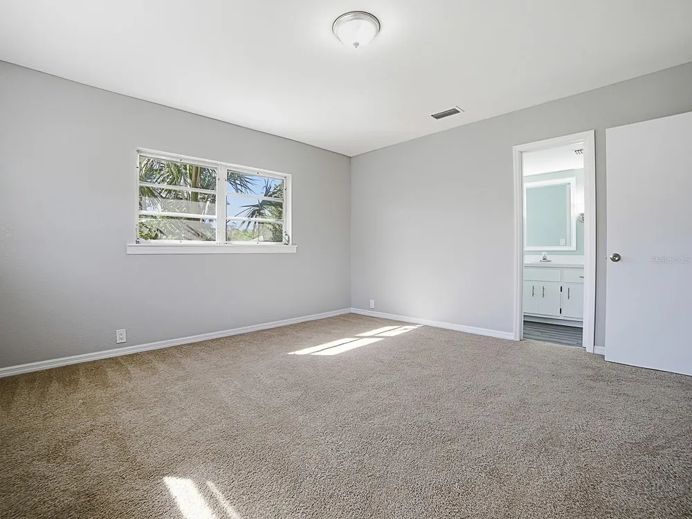 5 OAK STREET Yalaha, FL 34797