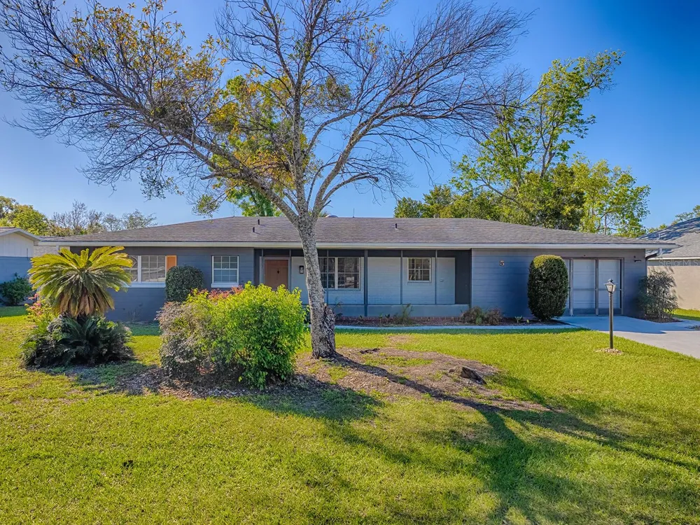 5 OAK STREET Yalaha, FL 34797