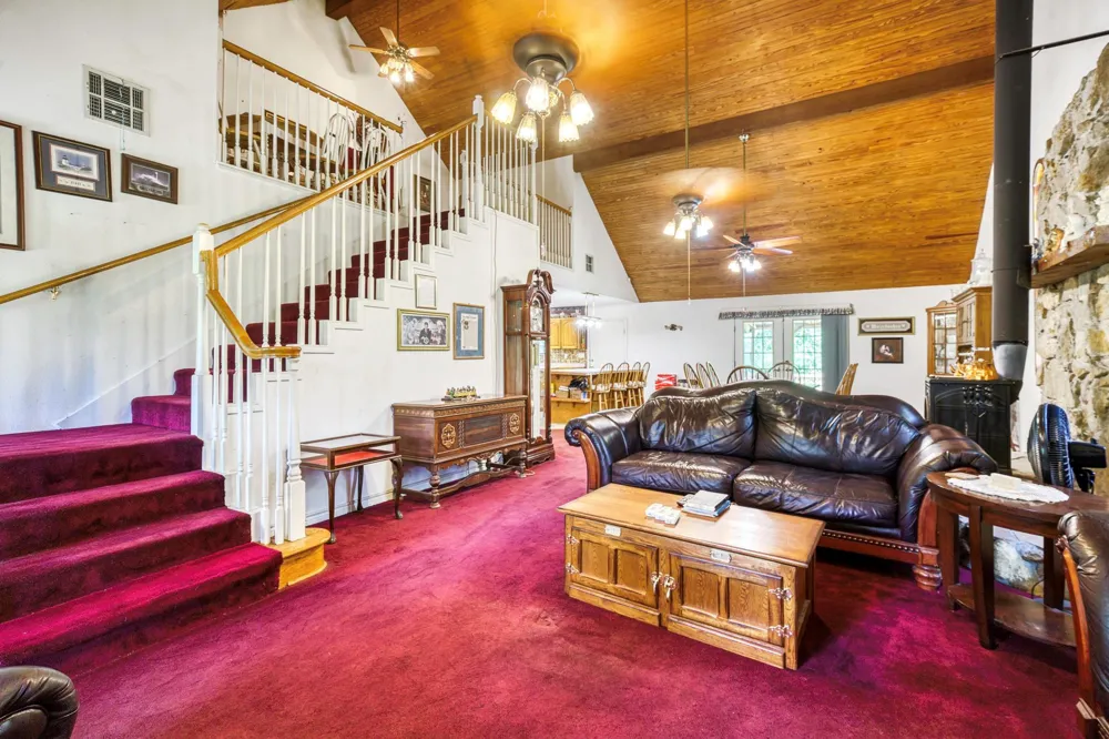 1470 Fellowship Lane Madisonville, TX 77864
