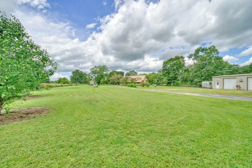 1470 Fellowship Lane Madisonville, TX 77864