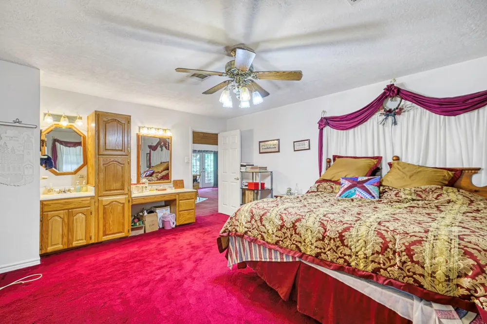 1470 Fellowship Lane Madisonville, TX 77864