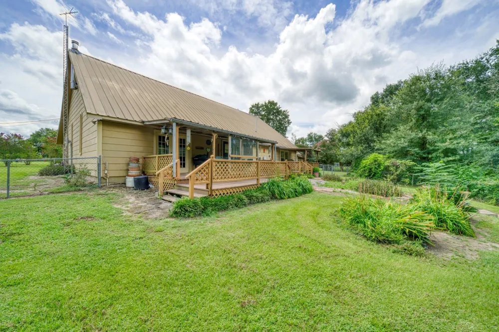 1470 Fellowship Lane Madisonville, TX 77864