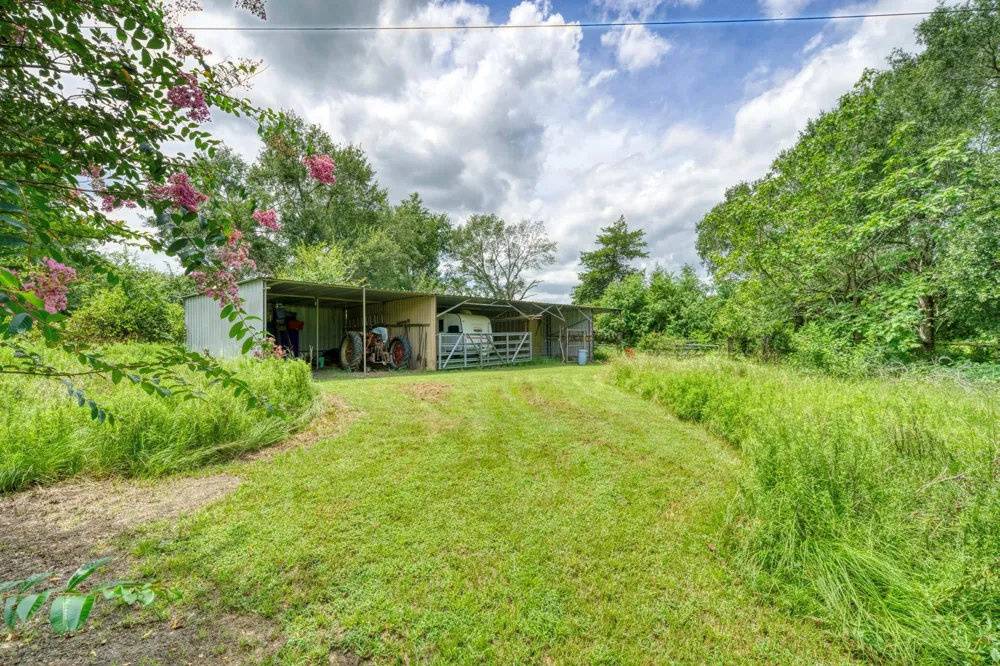 1470 Fellowship Lane Madisonville, TX 77864