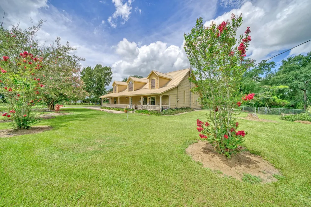 1470 Fellowship Lane Madisonville, TX 77864