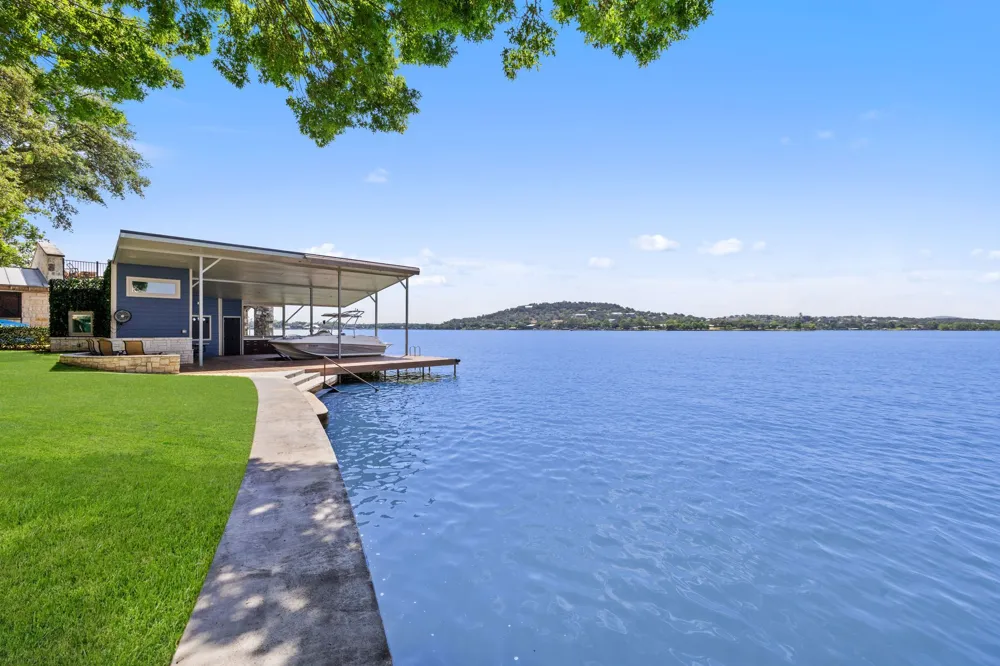 21 Beaver Island Granite Shoals, TX 78654