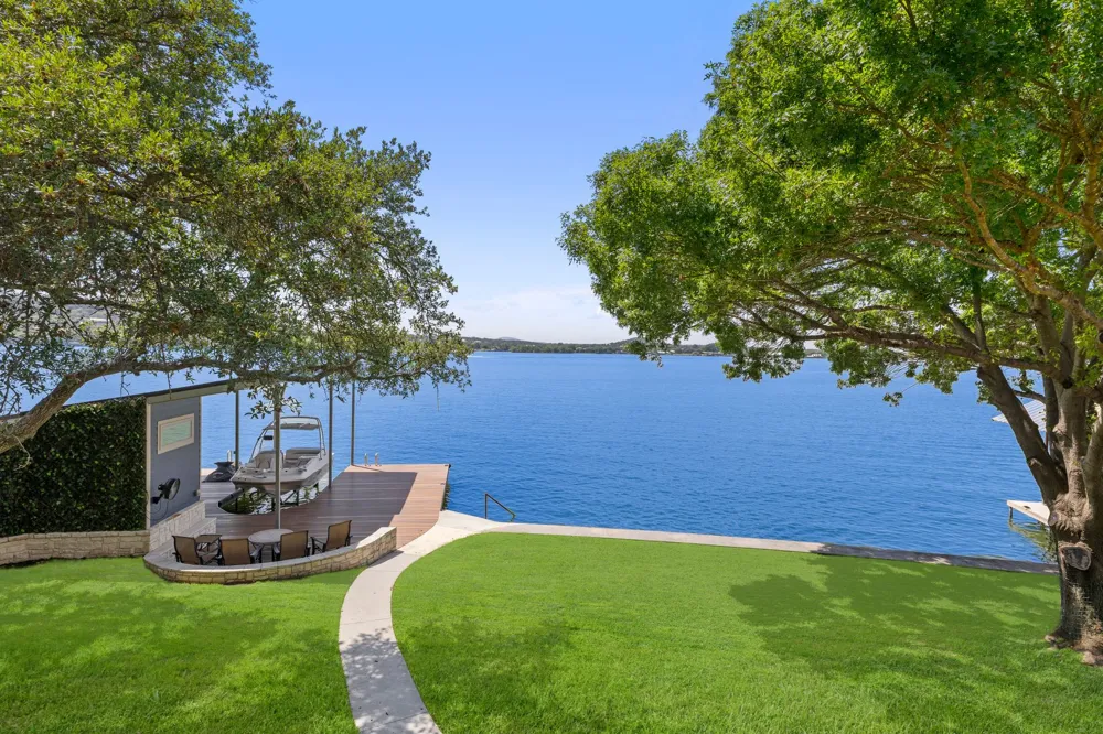 21 Beaver Island Granite Shoals, TX 78654