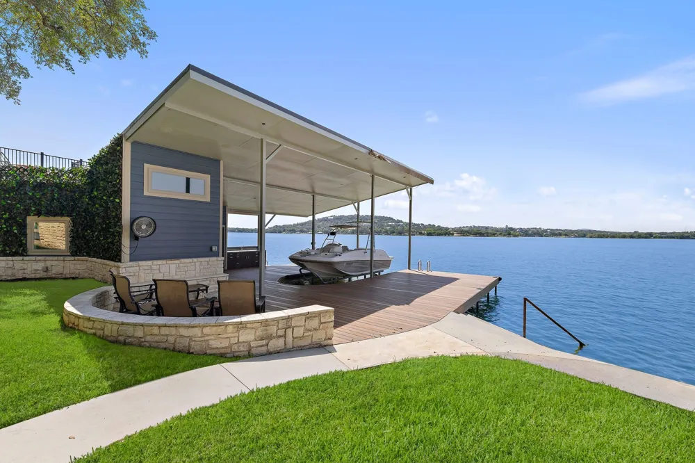 21 Beaver Island Granite Shoals, TX 78654