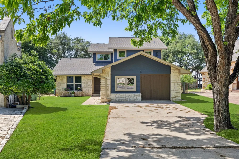 21 Beaver Island Granite Shoals, TX 78654