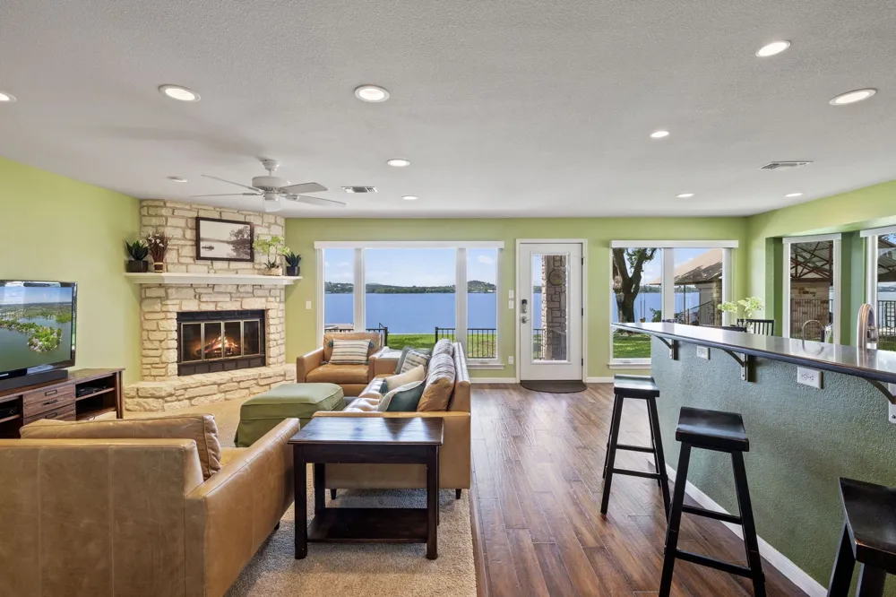 21 Beaver Island Granite Shoals, TX 78654