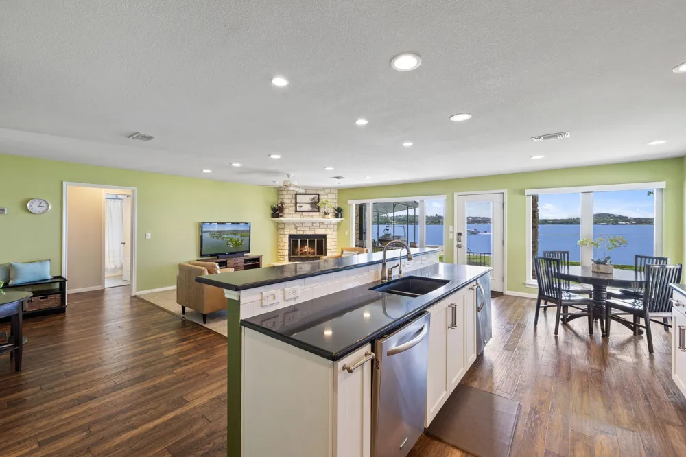 21 Beaver Island Granite Shoals, TX 78654