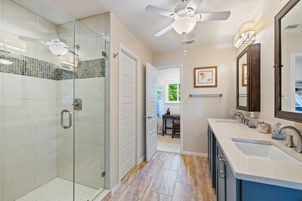 21 Beaver Island Granite Shoals, TX 78654