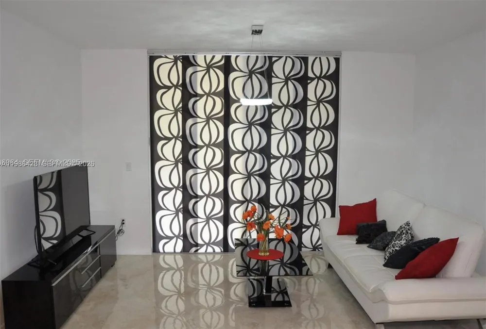 19801 E Country Club Dr #4104 Aventura, FL 33180