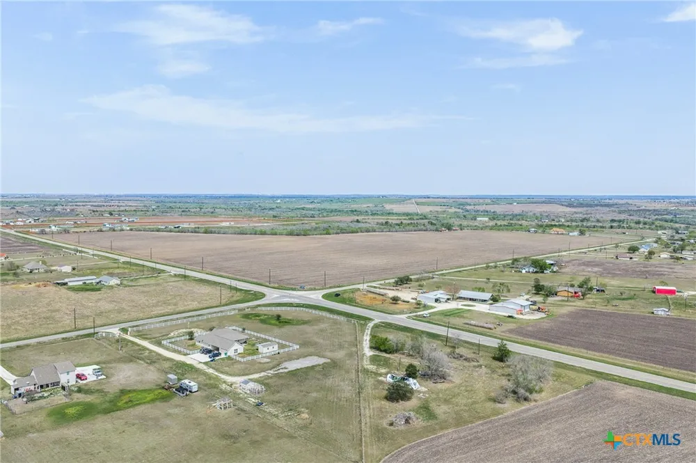 5340 Dreibrodt San Marcos, TX 78666