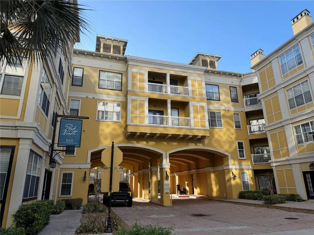 860 ORANGE AVENUE #301 Orlando, FL 32801