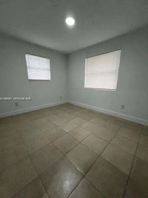 3811 SW 31st Ct West Park, FL 33023