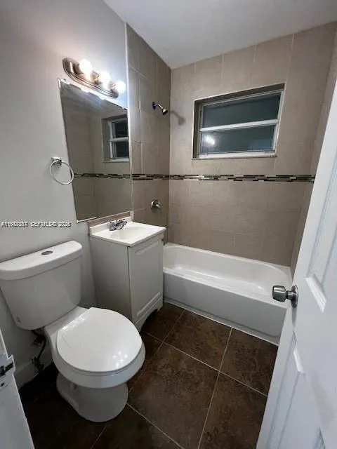 3811 SW 31st Ct West Park, FL 33023