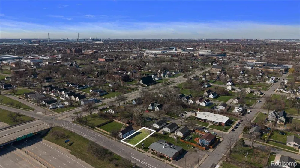 3565 W Jeffries Freeway Detroit City, MI 48208