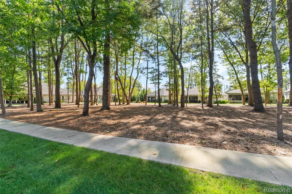 2031 Ottawa Beach Road Park Township, MI 49424