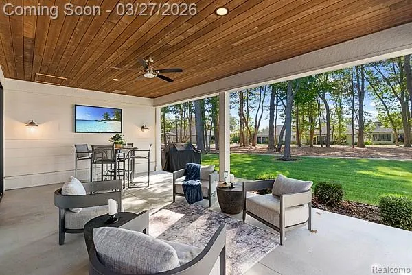 2031 Ottawa Beach Road Park Township, MI 49424