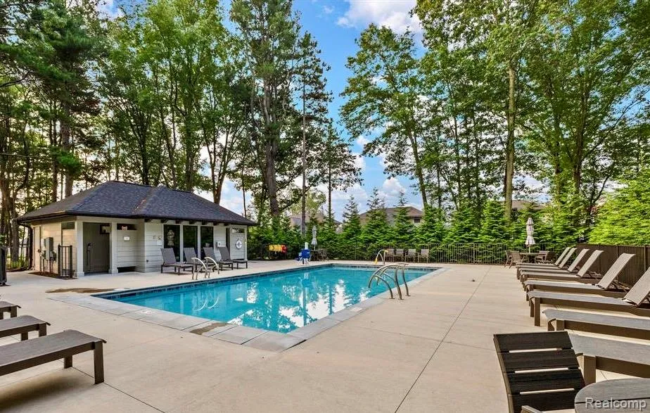 2031 Ottawa Beach Road Park Township, MI 49424