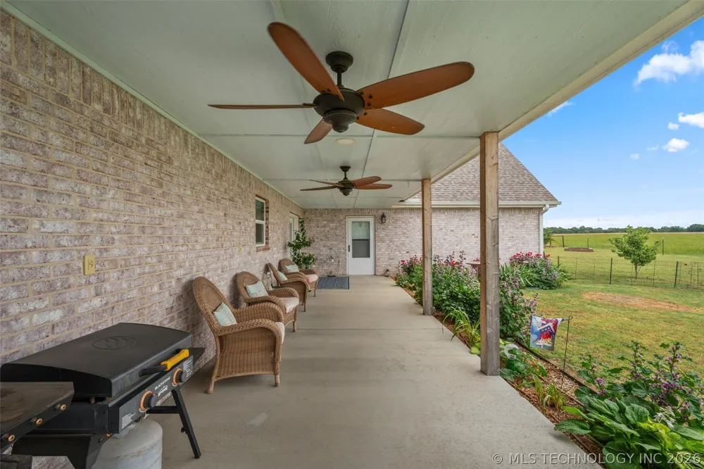 27740 4020 ROAD Ramona, OK 74061