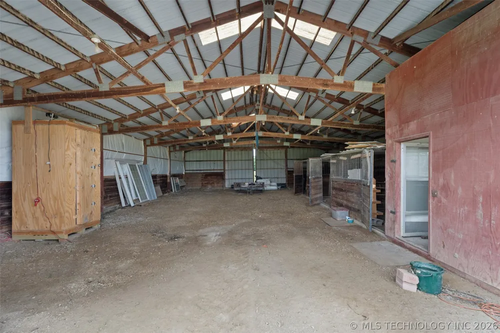 27740 4020 ROAD Ramona, OK 74061