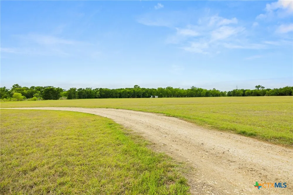11210 Texas Hwy 53 Rogers, TX 76569