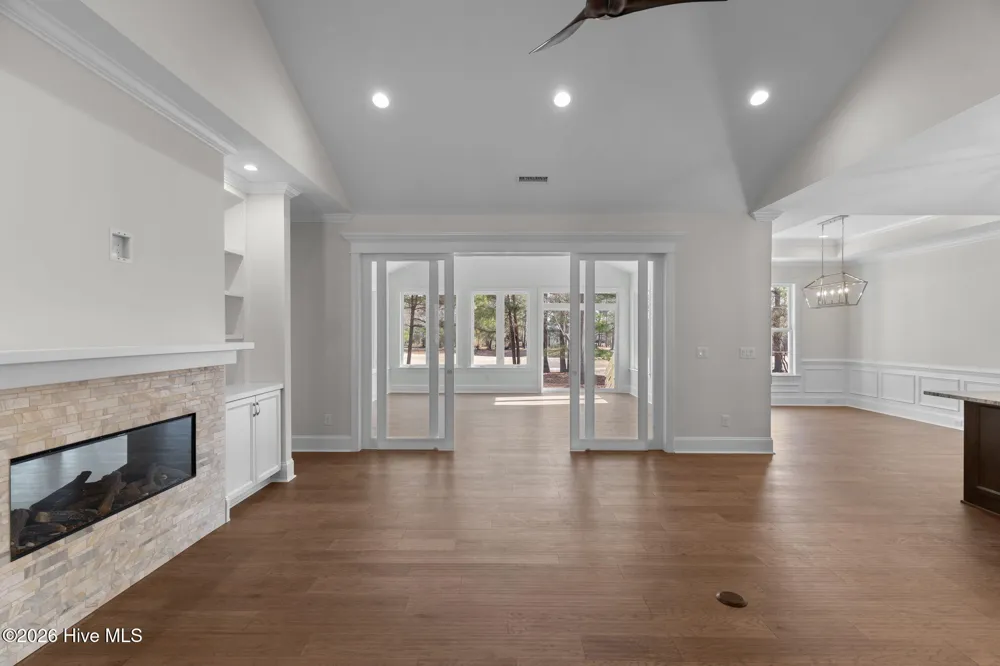 193 E Winding Way Wallace, NC 28466