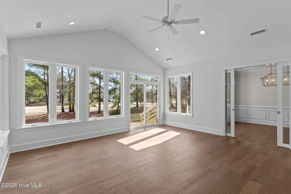 193 E Winding Way Wallace, NC 28466