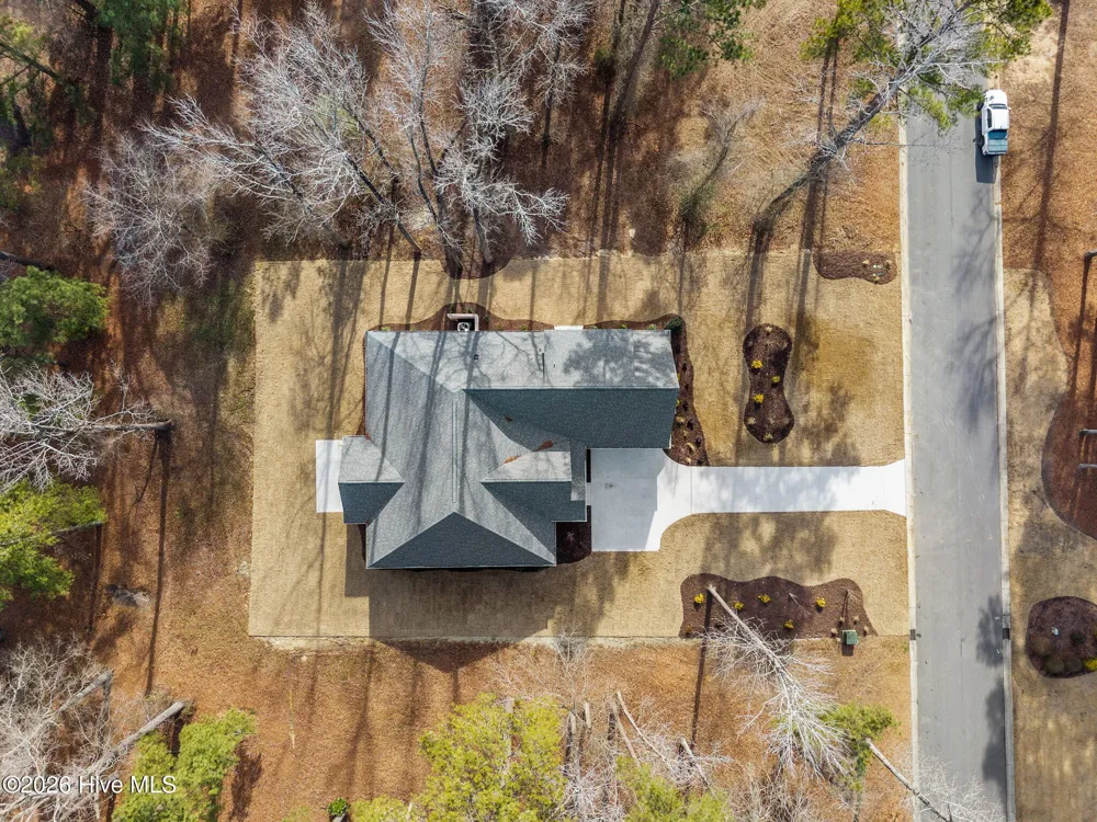 193 E Winding Way Wallace, NC 28466