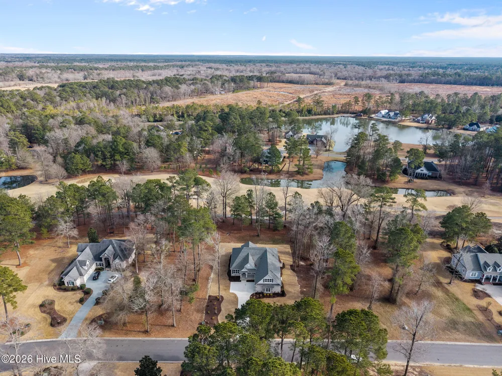 193 E Winding Way Wallace, NC 28466