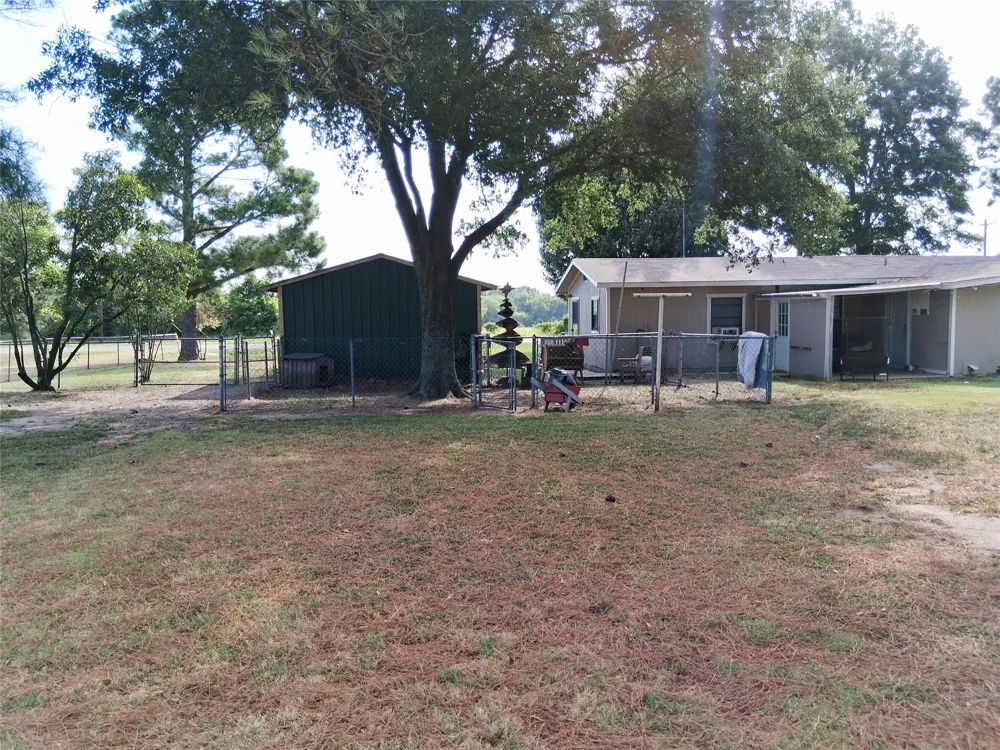 8140 Fm 513 S Lone Oak, TX 75453