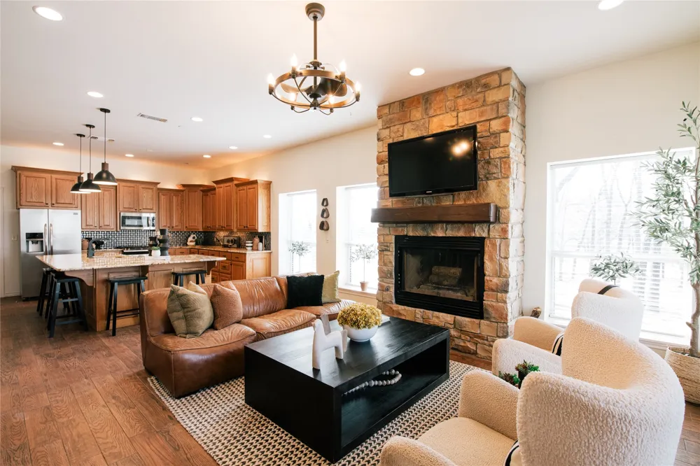 4067 CR 414 St Jo, TX 76265