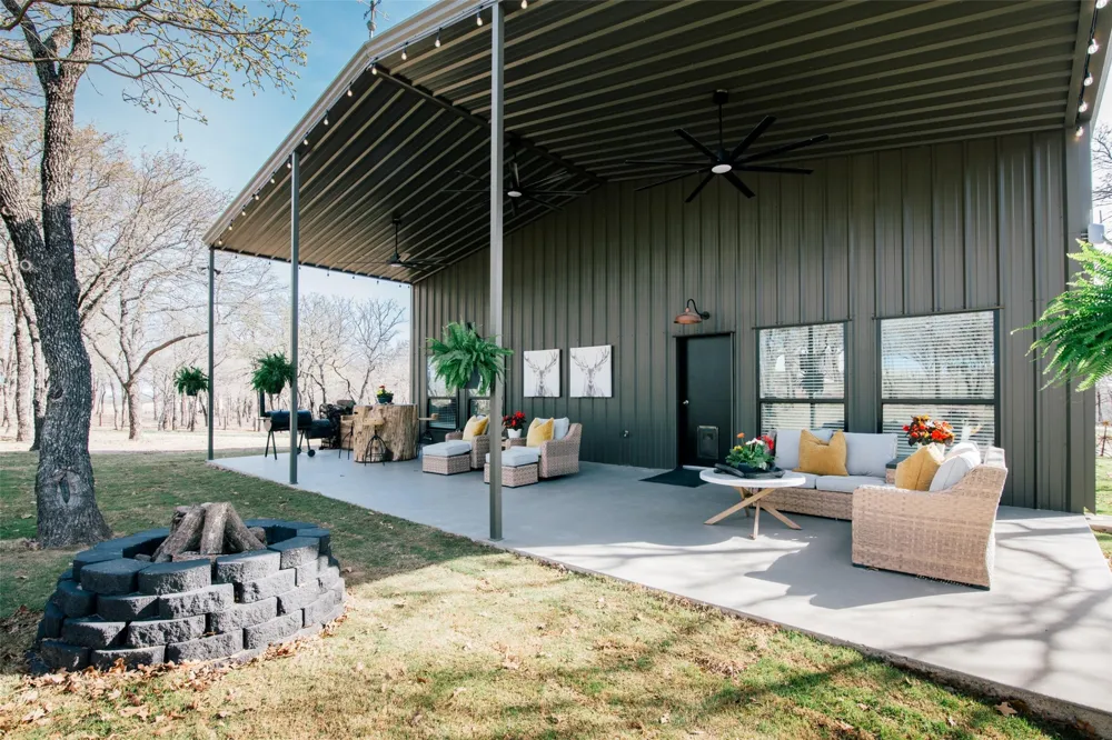 4067 CR 414 St Jo, TX 76265
